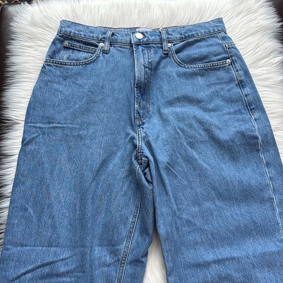 Frame Denim Rolled High Rise Jeans in Meadow - Picture 3 of 10